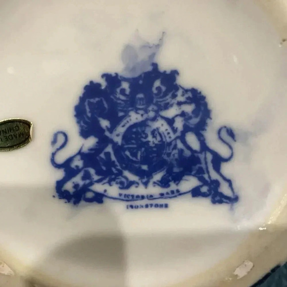 Vintage Victoria Ware Ironstone Pitcher Calico Blue White Floral Flow Blue 6in - Picture 3 of 10